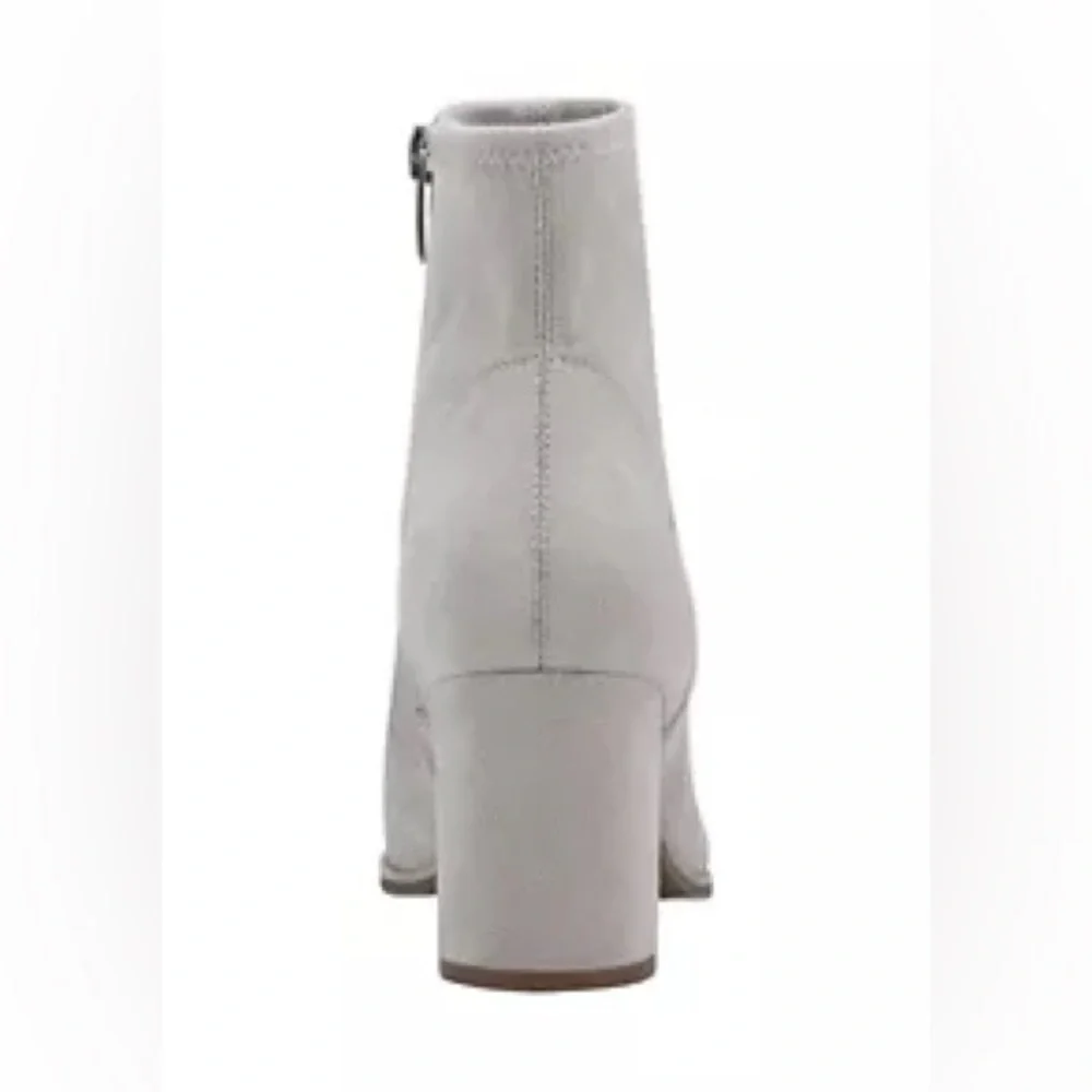 Marc Fisher Dyvine gray faux suede ankle boots with block heels Size 10